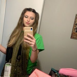 Meet your Posher, Anna